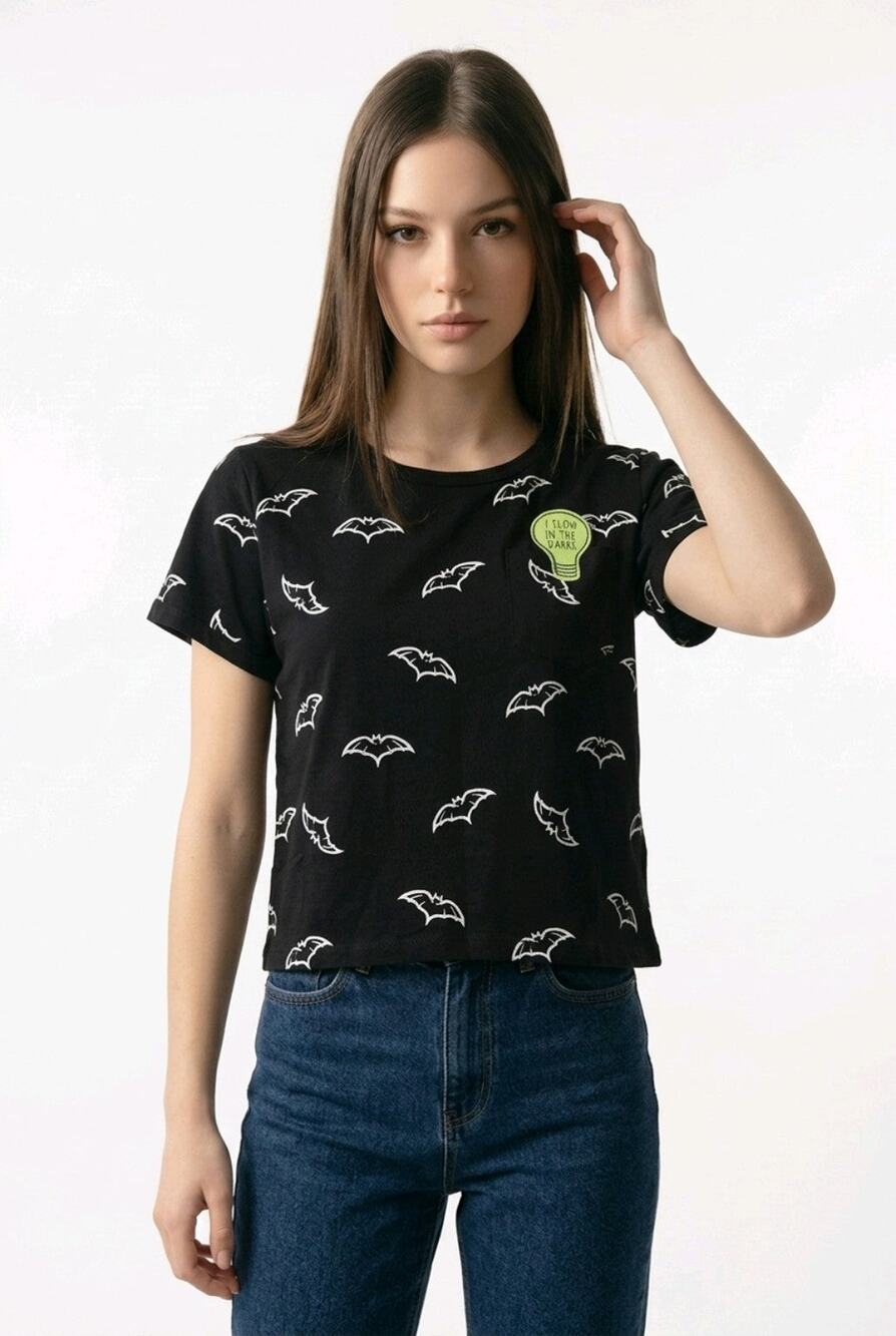 La Luna Glow in the Dark Bat Crop Shirt Women's NWOT